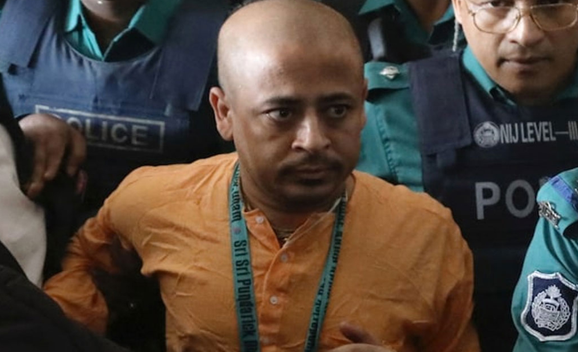 চিন্ময় দাসকে আরো ৪ মামলায় গ্রেপ্তার দেখানোর নির্দেশ