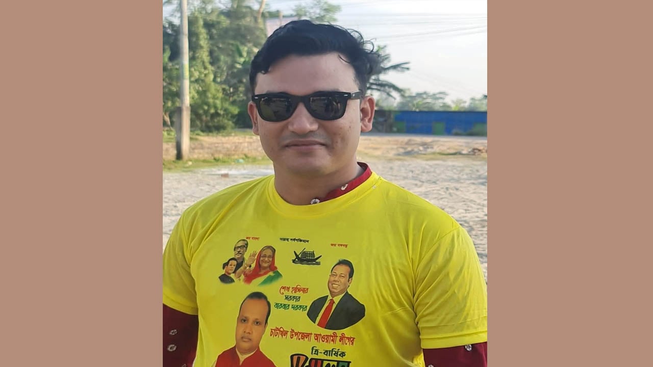 বিমানবন্দরে আটক ছাত্রলীগ নেতা