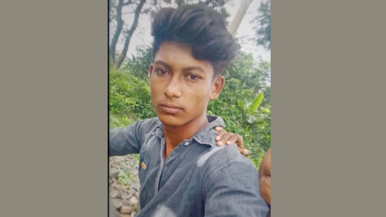 দর্শনা সীমান্তে বাংলাদেশি যুবককে ধরে নিয়ে গেলো বিএসএফ