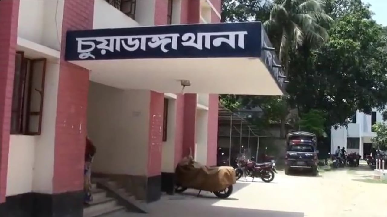 চুয়াডাঙ্গায় বিষাক্ত মদ পানে ৬ জনের মৃত্যু