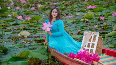 রবীন্দ্রনাথের ‘জীবিত ও মৃত’ নাটকে ফারজানা চুমকি