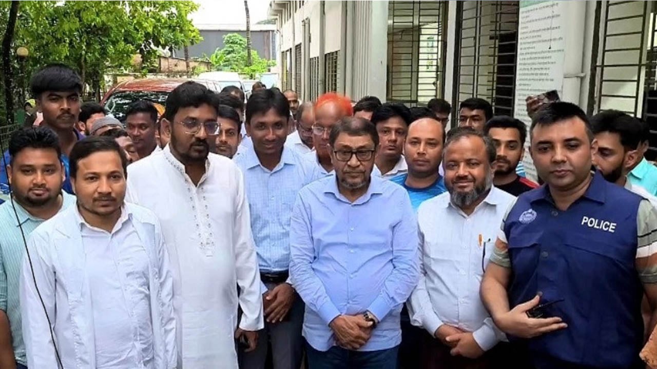চান্দিনা উপজেলা স্বাস্থ্য কমপ্লেক্স ১০০ শয্যায় উন্নীত করা হবে: স্বাস্থ্যমন্ত্রী