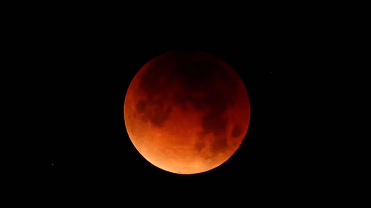 ৩ মার্চ পূর্ণগ্রাস চন্দ্রগ্রহণ, চাঁদ হবে রক্তিম