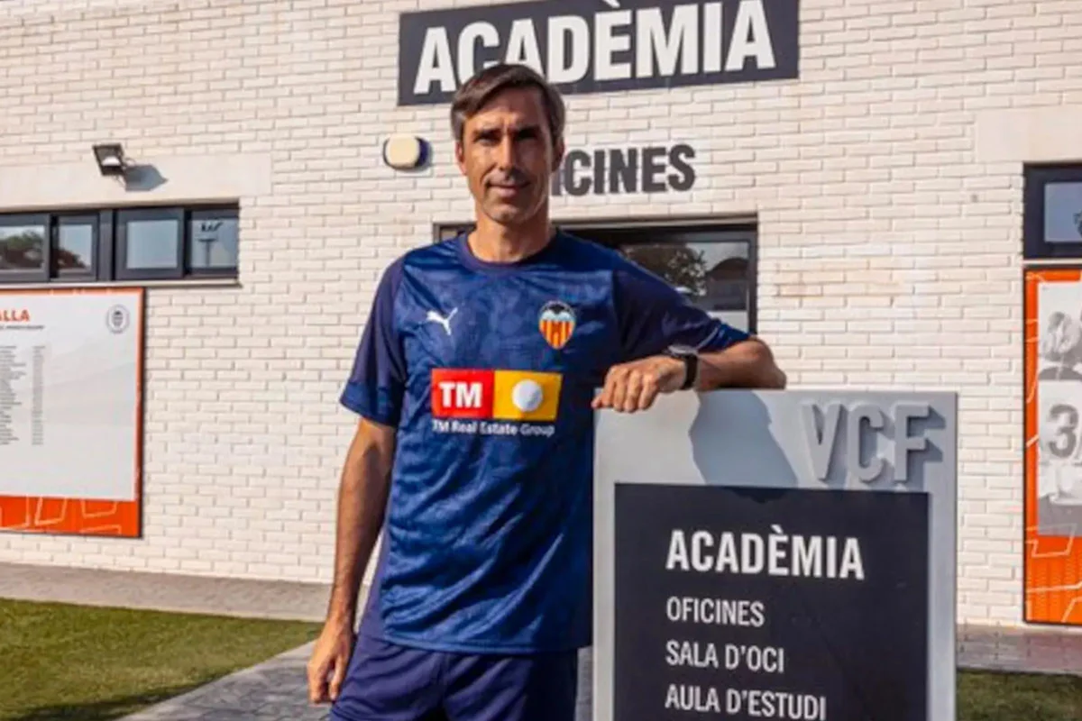 তিন সন্তানসহ প্রাণ হারালেন স্প্যানিশ কোচ