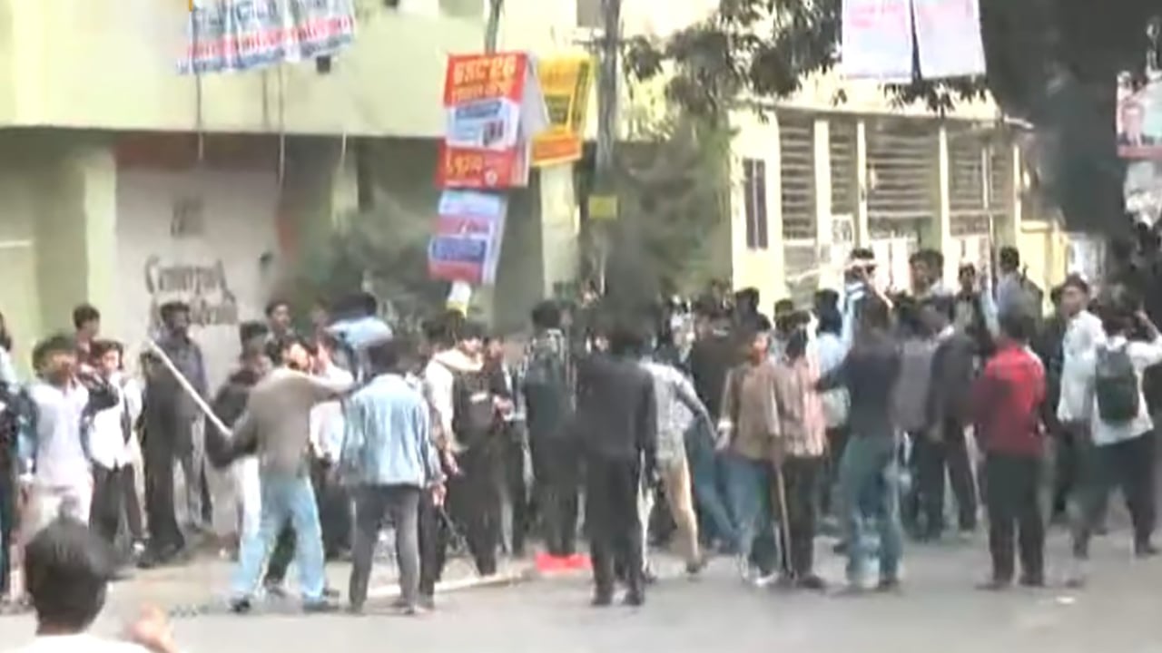 শান্তি চুক্তি ভেঙে ফের দুই কলেজের শিক্ষার্থীদের মধ্যে সংঘর্ষ