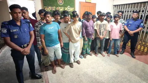 কুমিল্লায় এক রাতের অভিযানে আটক ৩৫৩