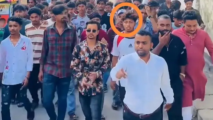 কিশোর গ্যাং লিডারের সঙ্গে ছাত্রদল নেতার ভিডিও ভাইরাল