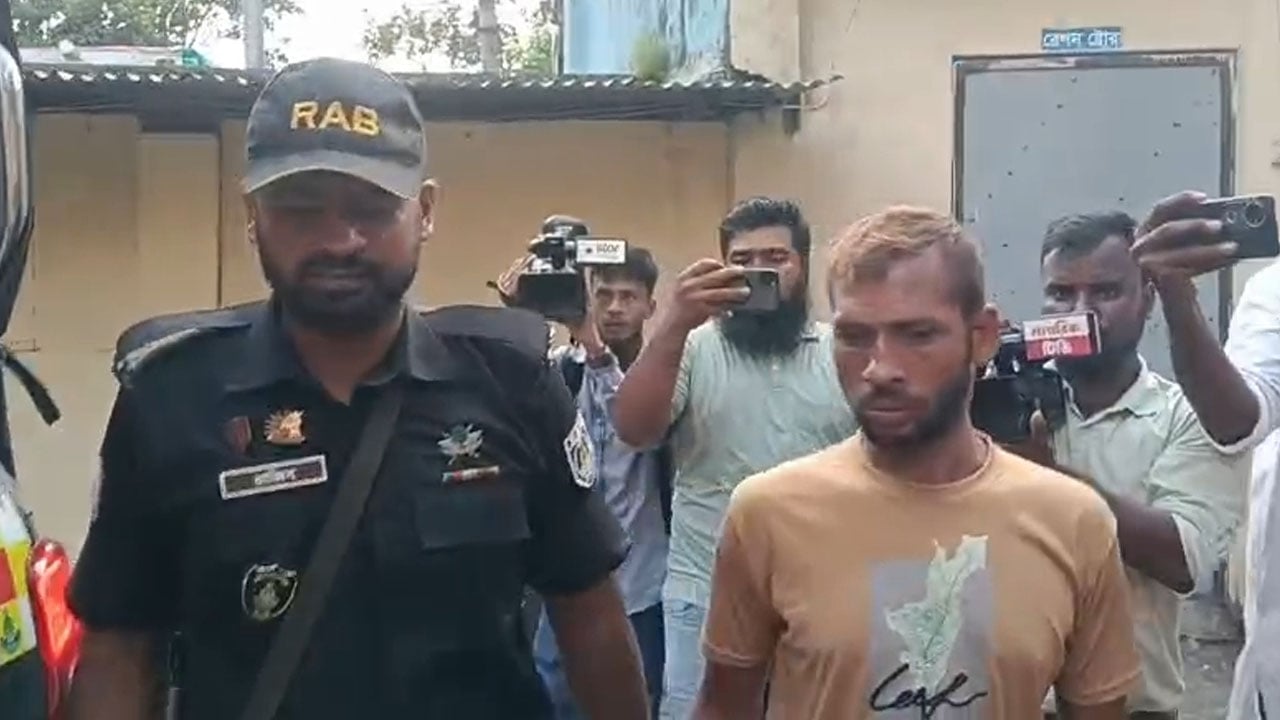 কারাগারের দেয়াল টপকে দুই বছর পর গ্রেপ্তার মৃত্যুদণ্ডপ্রাপ্ত আসামি
