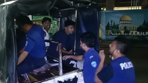 কুমিল্লায় কিশোর গ্যাংবিরোধী অভিযানে আটক ২৫২