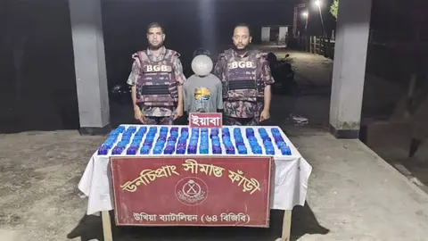 কক্সবাজারে বিজিবির অভিযানে দের লক্ষ ইয়াবাসহ আটক ১