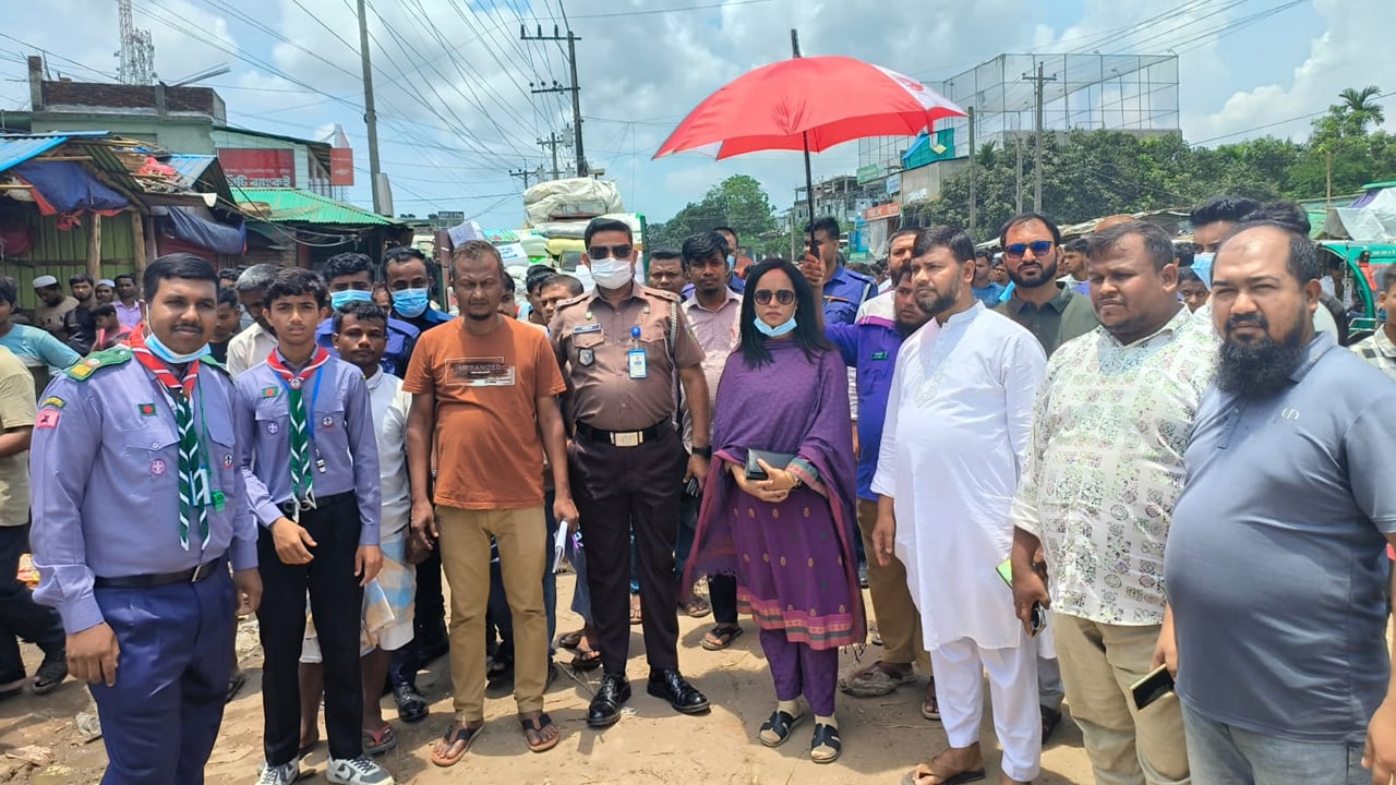 উখিয়ায় ফের অবৈধ স্থাপনা উচ্ছেদ, জরিমানা
