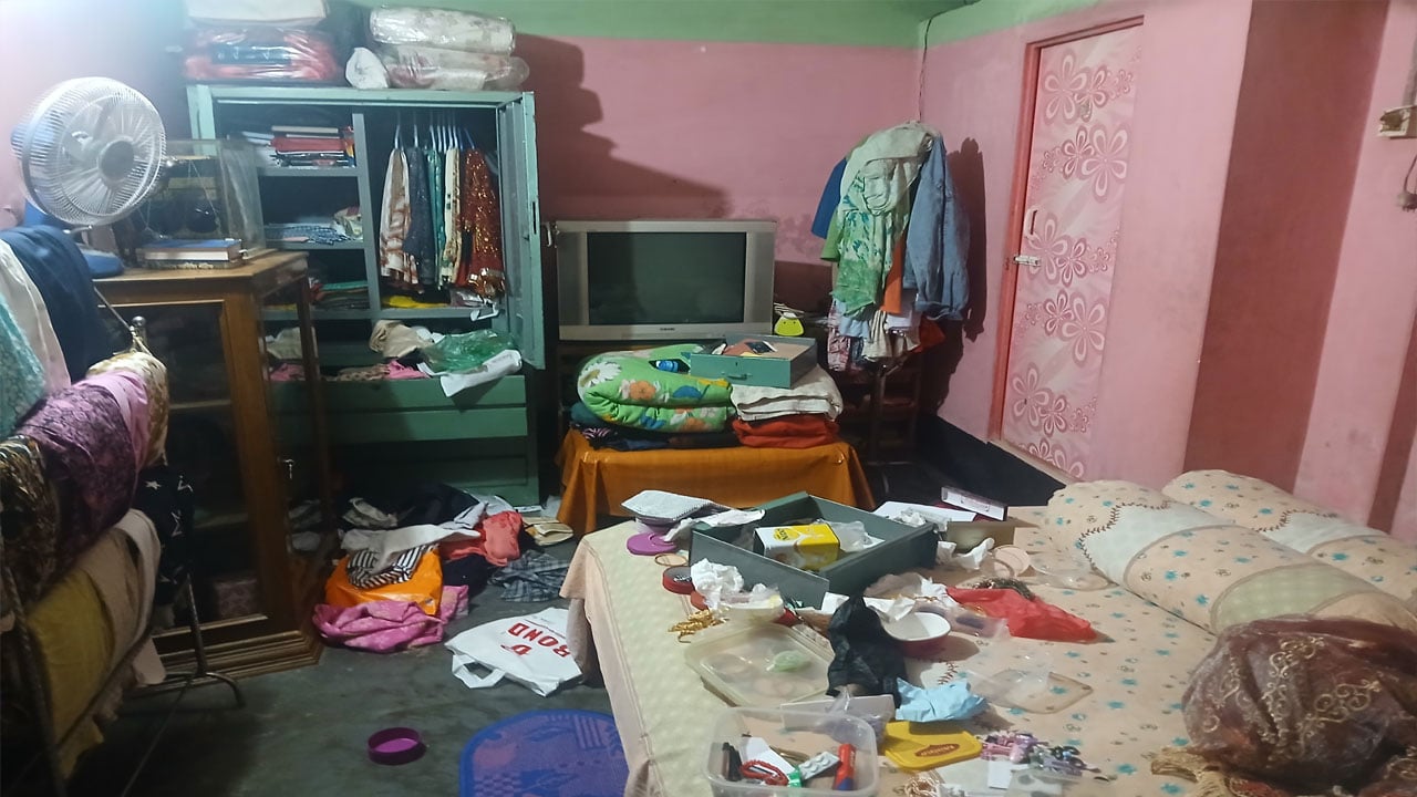 জামালপুরে সাংবাদিকের বাড়িতে চুরি, নগদ টাকা ও স্বর্ণলংকার লুট