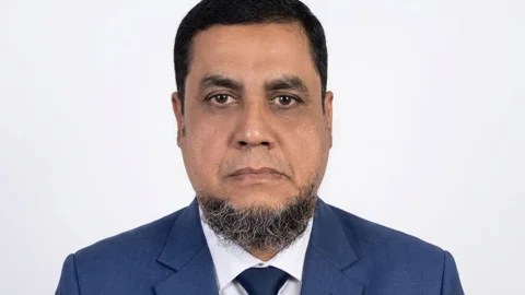 চট্টগ্রামে বাংলাদেশ ব্যাংক কর্মকর্তার ঝুলন্ত লাশ উদ্ধার