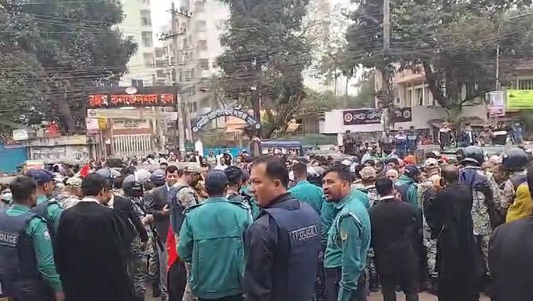 চিন্ময়ের জামিন শুনানি আজ