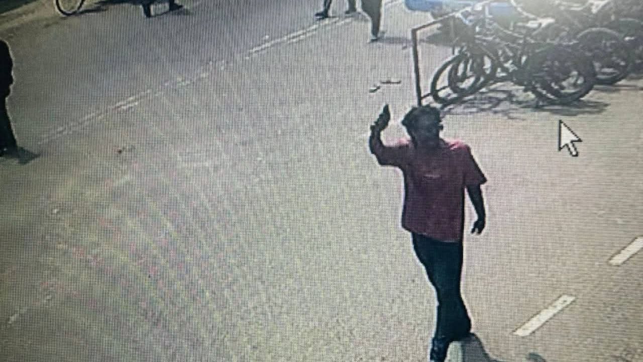চট্টগ্রামে গুলি ছুড়ে পাঁচ যুবকের চাঁদা দাবি
