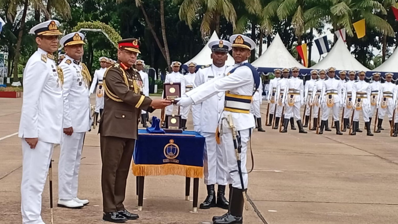সার্বভৌমত্ব রক্ষায় প্রস্তুত থাকতে হবে: চট্টগ্রামে সেনাপ্রধান
