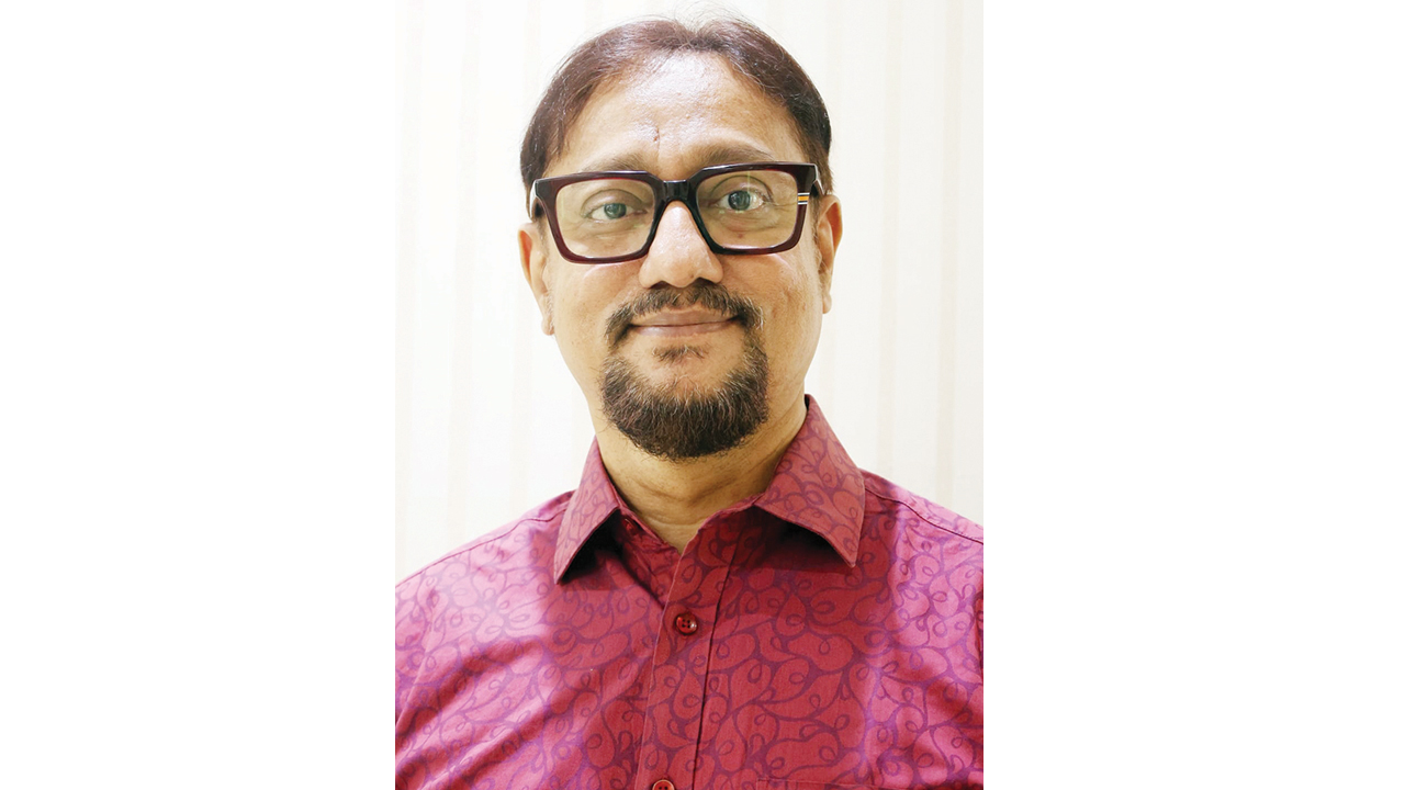 প্রিমিয়ার ইউনিভার্সিটির ট্রাস্টি বোর্ডের চেয়ারম্যান চসিক মেয়র