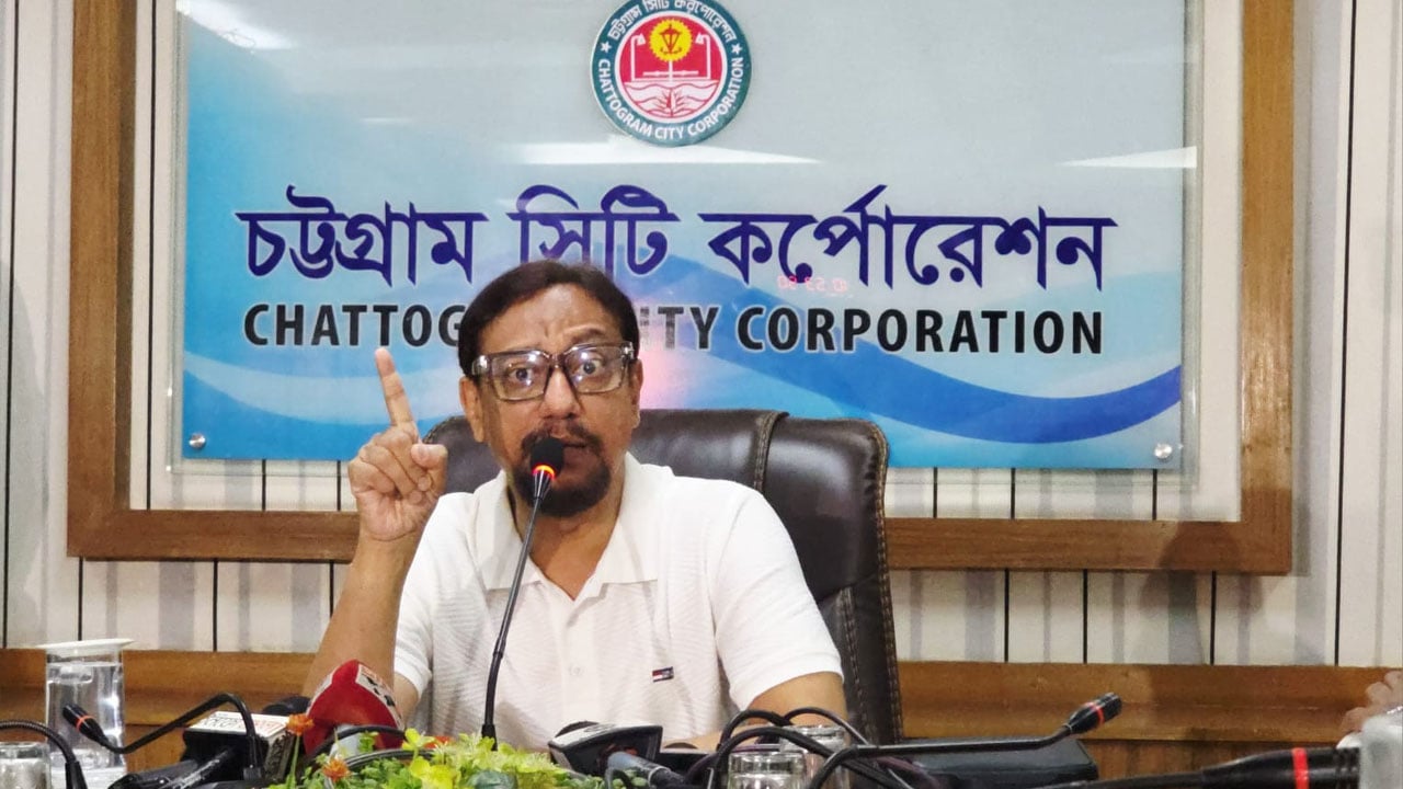 গ্রাফিতি মুছে ফেলার ঘটনা এনসিপির নেতার অপচেষ্টা: চসিক মেয়র