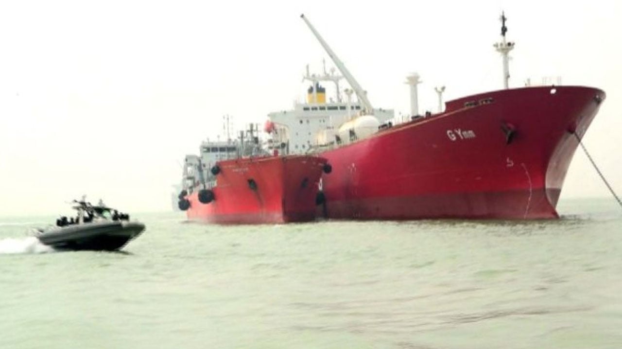 ৩০ হাজার টন ডিজেল নিয়ে মালেশিয়া থেকে জাহাজ পৌঁছাল চট্টগ্রামে