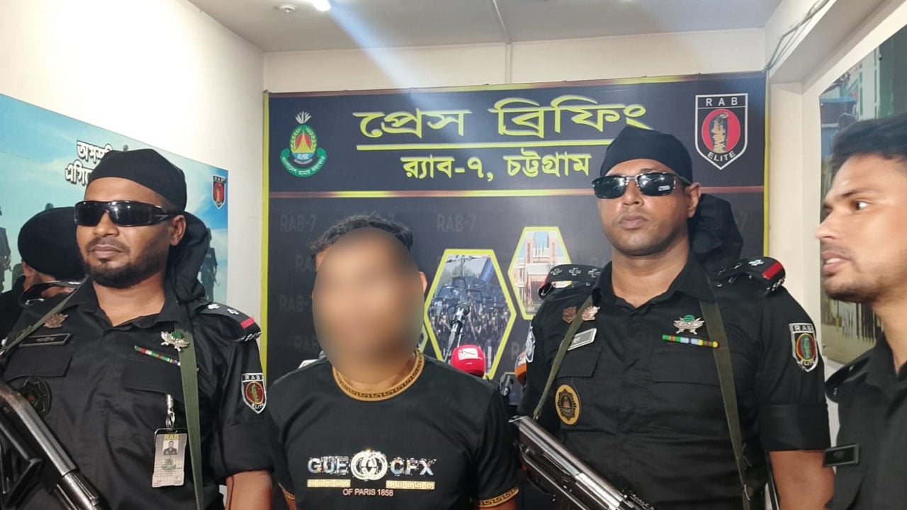স্ত্রীকে ১১ টুকরো করে হত্যার পর গুমের চেষ্টা
