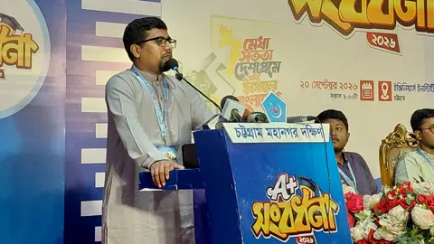 জনগণ ক্ষমতায় আনতেও পারে, টেনেহিঁচড়ে নামাতেও পারে: শিবির সভাপতি