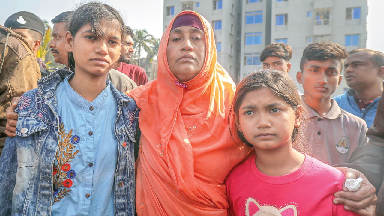 কোনো মানুষকে এত মারে! কী অপরাধ ছিল তার