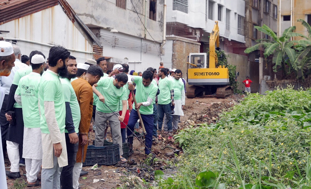 খাল পরিষ্কারে চারশ কোটি টাকা বরাদ্দের দাবি, জামায়াত করছে ফ্রিতে