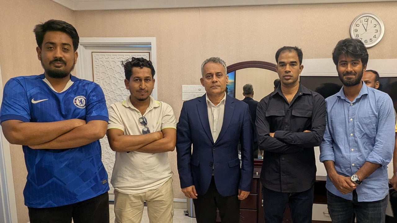 শিগগিরই চবিতে নতুন শাটল ট্রেন ও বগি বৃদ্ধির আশ্বাস রেলমন্ত্রীর