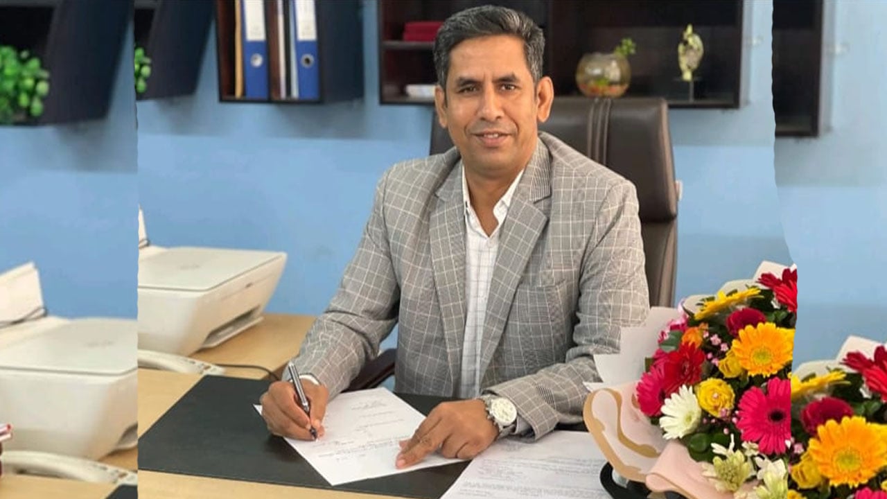 চুয়েটের নতুন উপাচার্য অধ্যাপক আবু সাদাত সায়েম