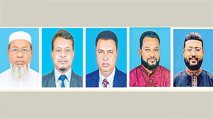 লাকসাম পৌরসভায় বইছে নির্বাচনি হাওয়া