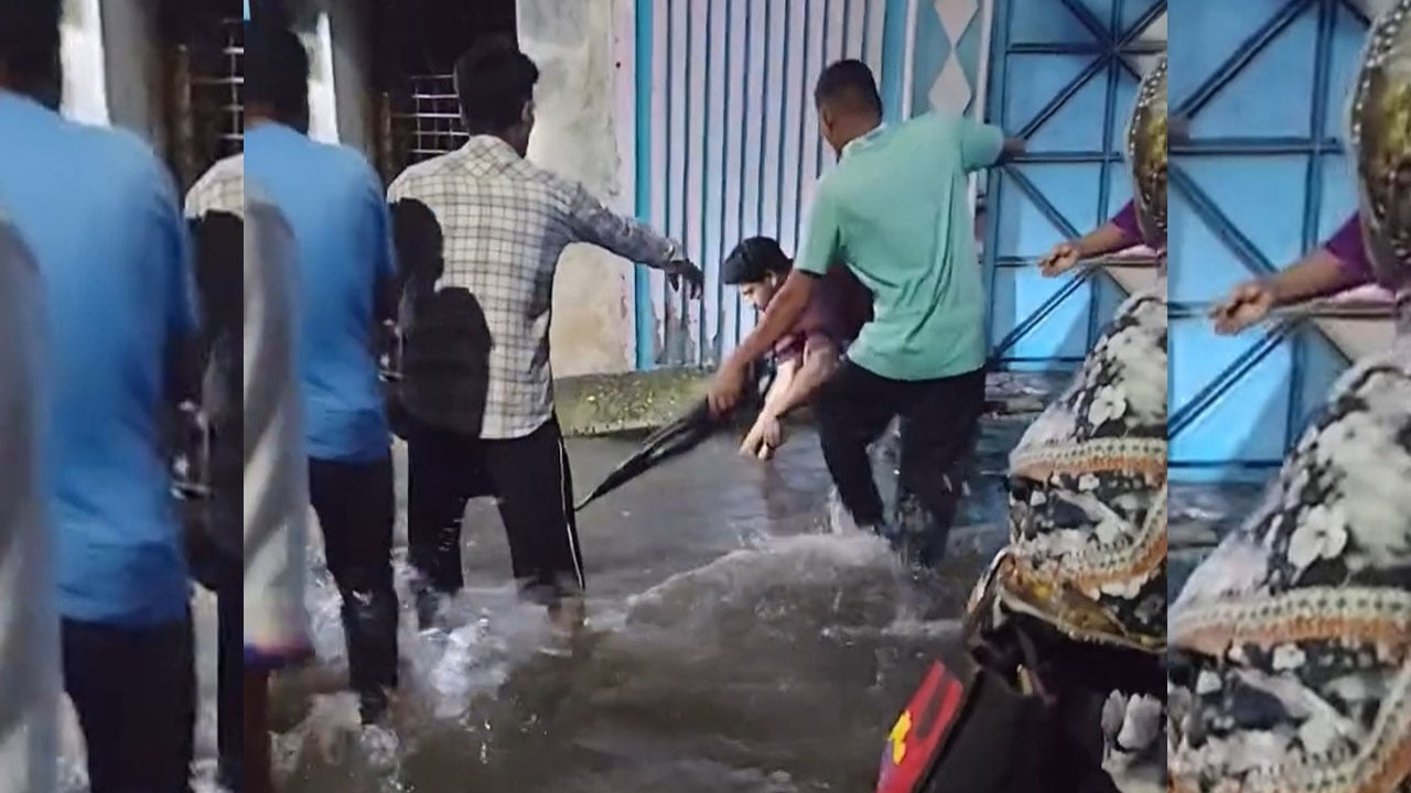 মায়ের হাত থেকে ড্রেনে পড়ে ৮ বছরের শিশুর মৃত্যু