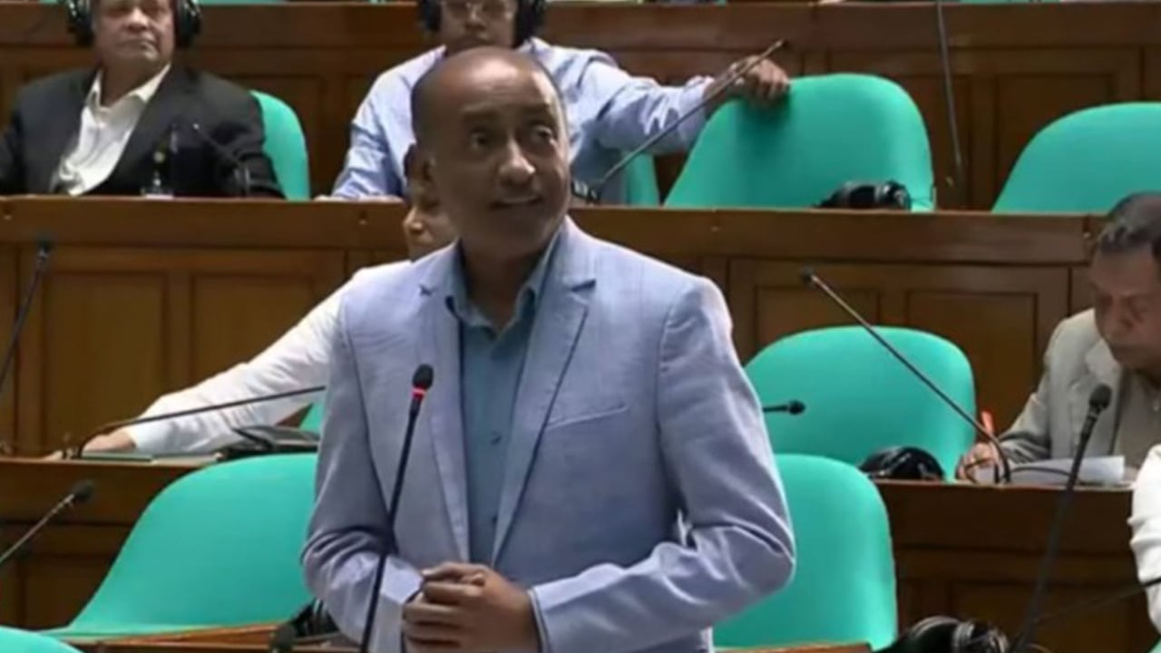 ফ্যাসিস্ট আমলে নির্যাতনের ঘটনায় ১৮৫৫ মামলা: সংসদে আইনমন্ত্রী