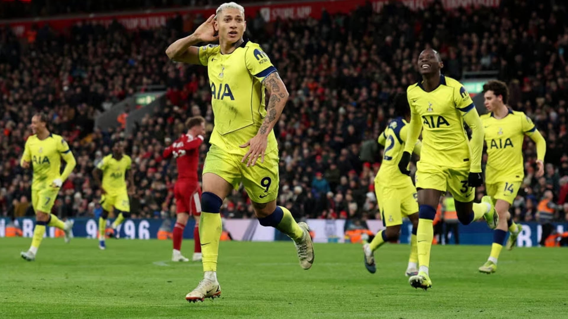 শেষ মুহূর্তের গোলে লিভারপুলকে আটকাল টটেনহ্যাম