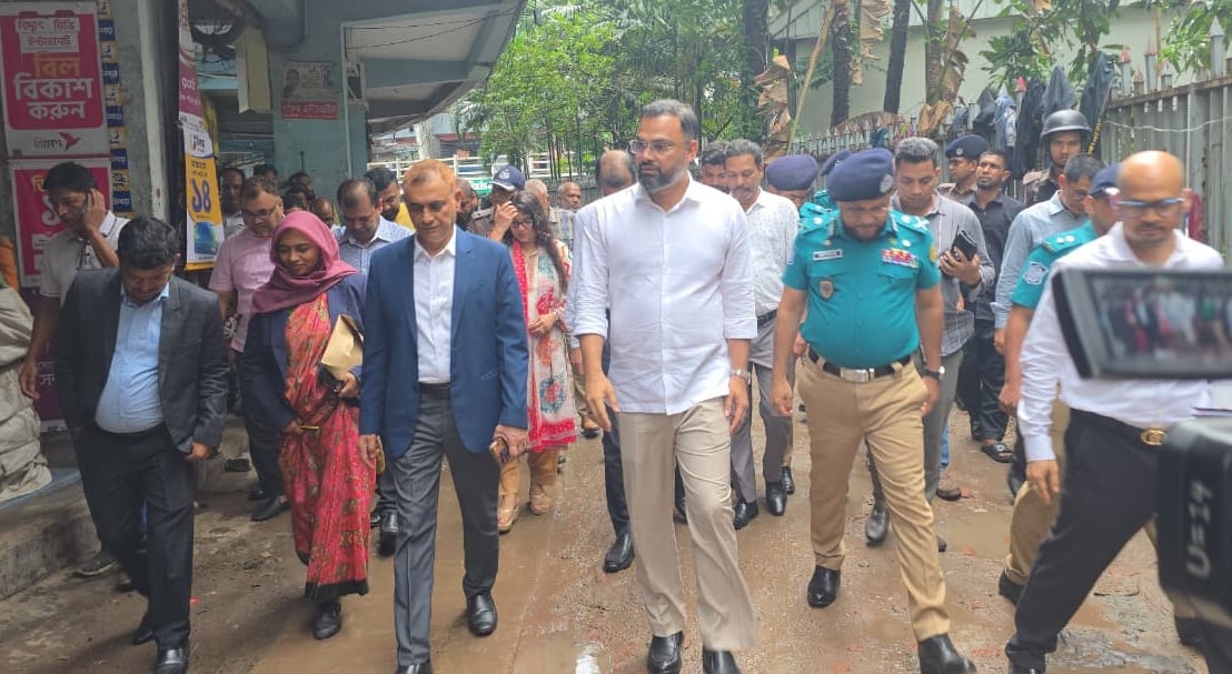 অবৈধ দখল উচ্ছেদে কাল মাঠে নামছে মোবাইল কোর্ট: ক্রীড়া প্রতিমন্ত্রী।


