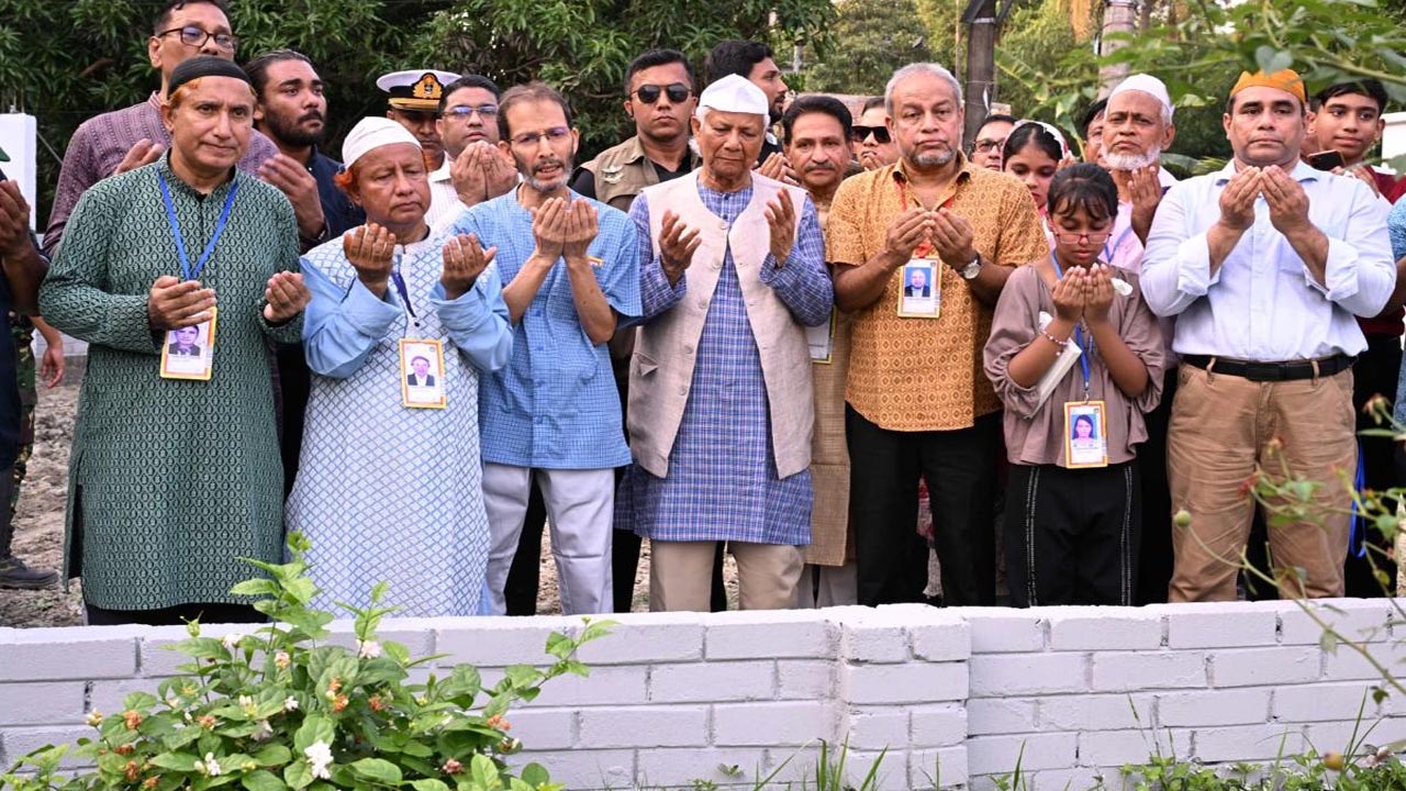 ‘বঅত দিন পর গ্রামত আসিদ্দি’