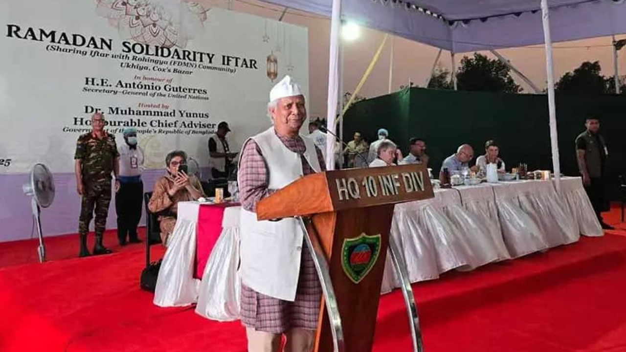কক্সবাজার সফরে প্রধান উপদেষ্টার কণ্ঠে আঞ্চলিক ভাষা