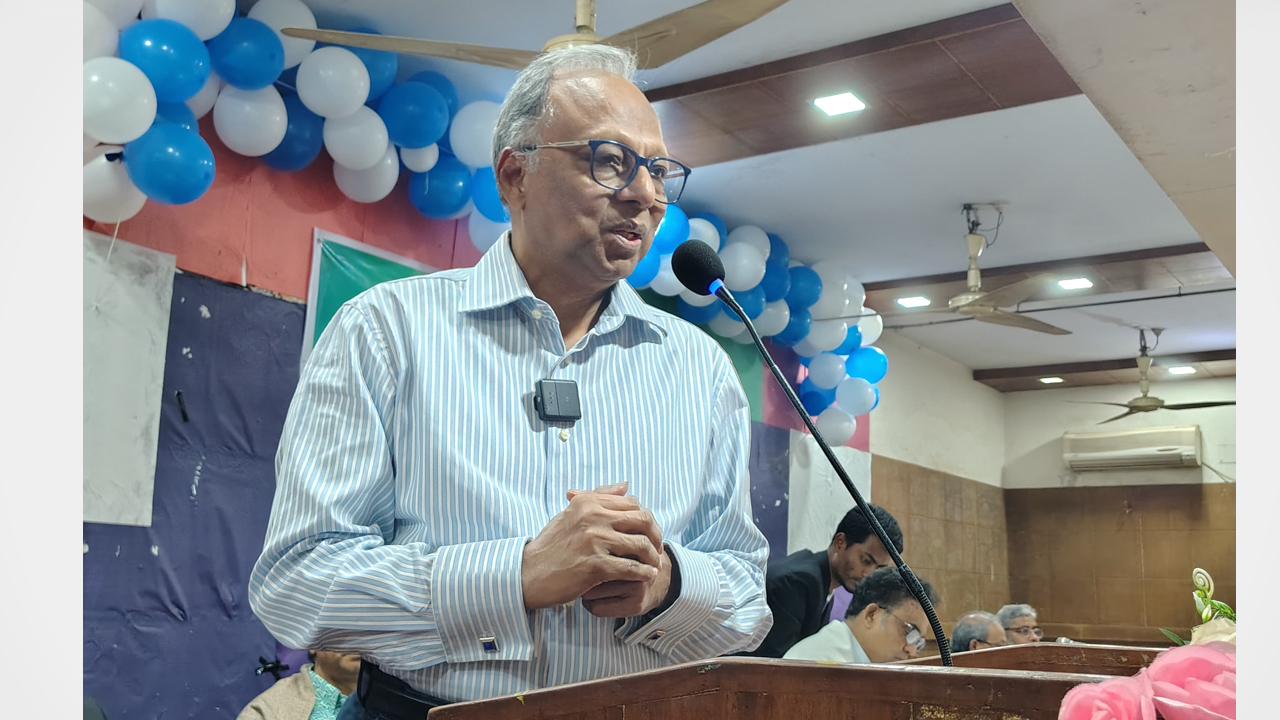 আলেমদের দেশের মূলধারার গণমাধ্যমে কখনো তুলে ধরা হয় নাই: মাহমুদুর রহমান