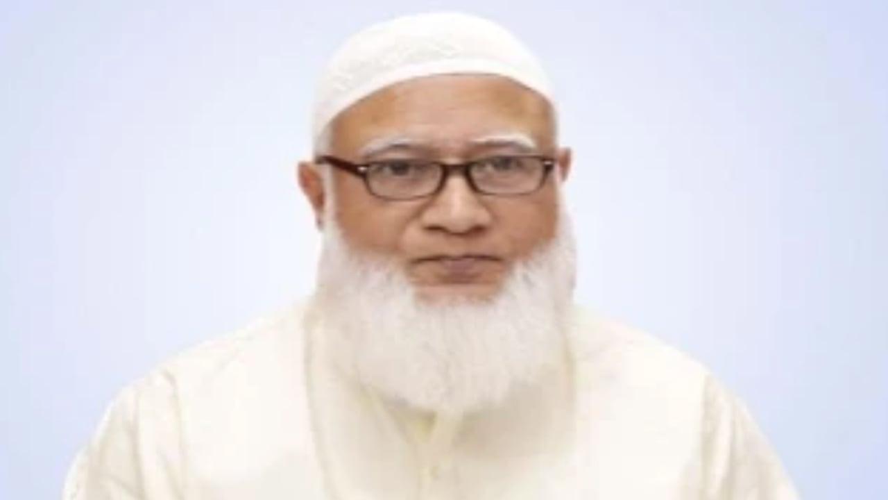 জামায়াত আমিরের জন্য চীনা রাষ্ট্রদূতের ফুলের তোড়া