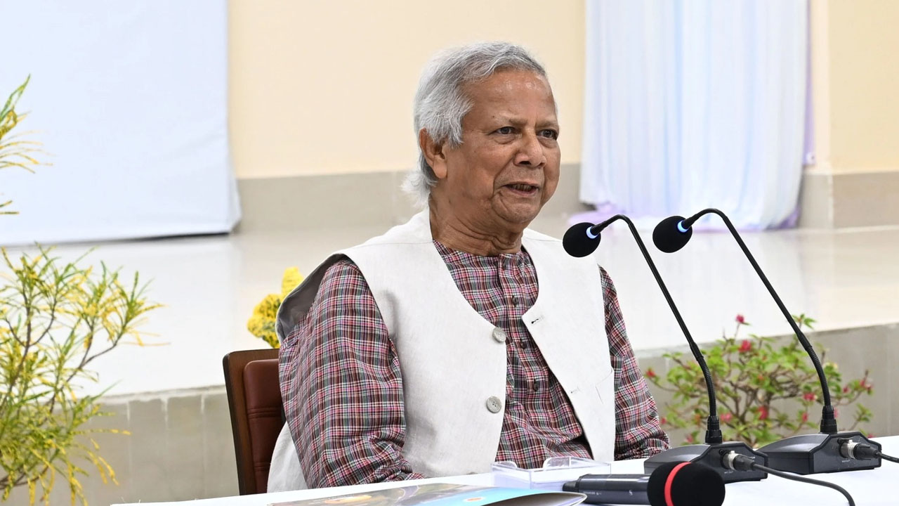 সন্দ্বীপে কার্যকর যাতায়াত ব্যবস্থা না থাকা লজ্জার: প্রধান উপদেষ্টা