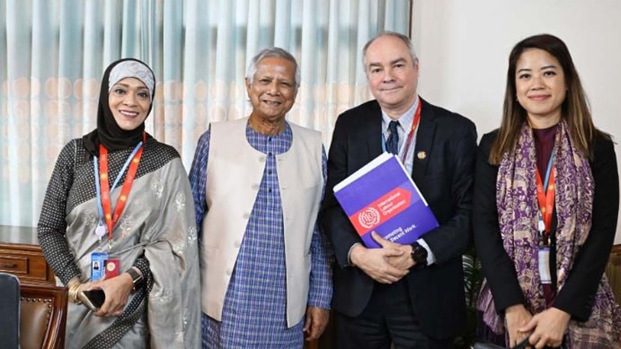 শ্রম আইন সংস্কারের নির্দেশ প্রধান উপদেষ্টার