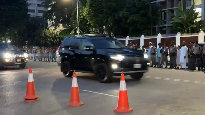 রাষ্ট্রপতির শপথ অনুষ্ঠানে তিন বাহিনীর প্রধানরা