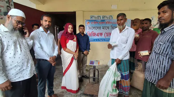 চরফ্যাশনে ৩৫ হাজার ৬৫৬ জেলের জন্য ৮৯১ টন চাল বরাদ্দ সরকারের
