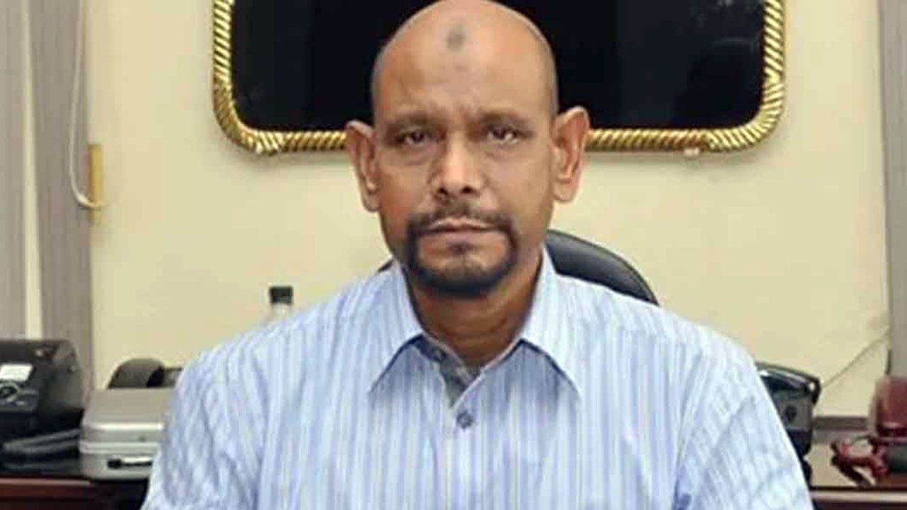 শাপলা চত্বর গণহত্যা মামলায় সাবেক ডিআইজি জলিলকে ট্রাইব্যুনালে হাজির