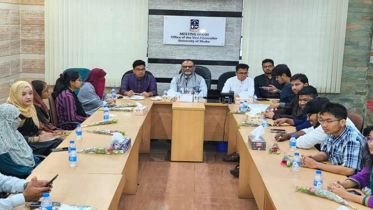 ভিসির সঙ্গে প্রথম সভায় কী সিদ্ধান্ত হলো, জানালেন ডাকসু জিএস