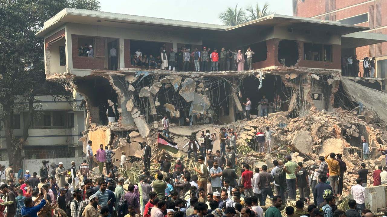 danmondi-18