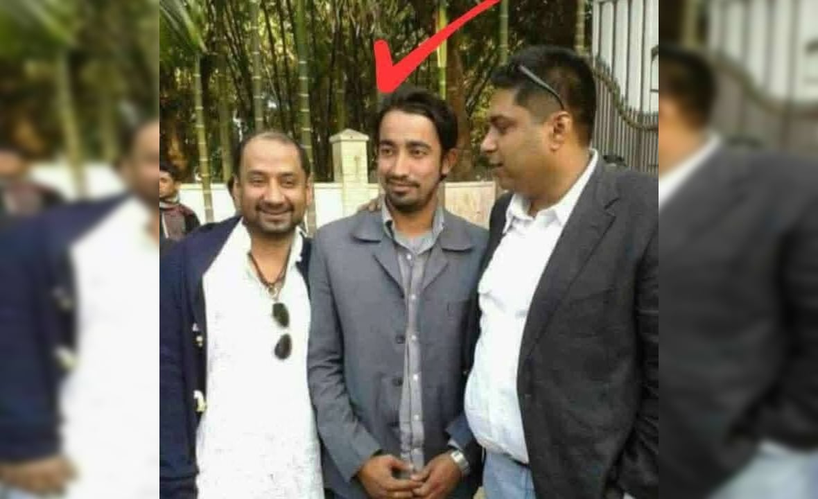 সেচ্ছাসেবকলীগ নেতার সাথে বিএনপি নেতার ছবি ভাইরাল