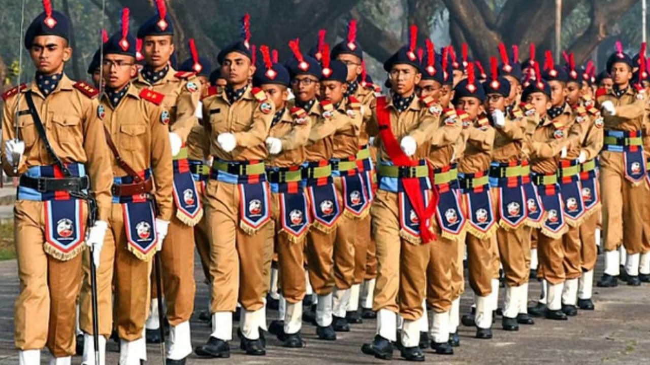 ঢাকা সেনানিবাসের অধীনে বিভিন্ন গ্রেডে চাকরি, পদ ১২৬