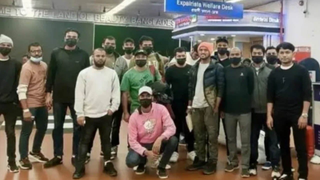 আরও ৩৯ বাংলাদেশিকে ফেরত পাঠালো যুক্তরাষ্ট্র