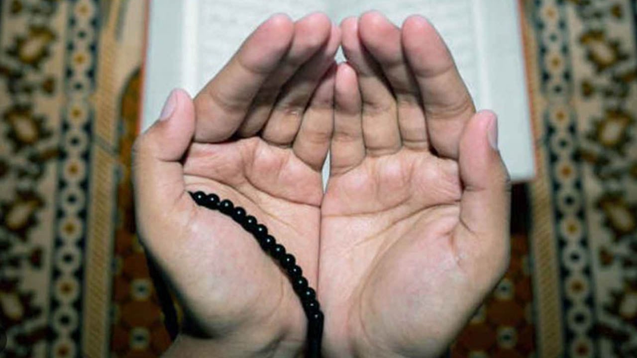 অসুস্থ ব্যক্তির জন্য দোয়া করবেন কীভাবে