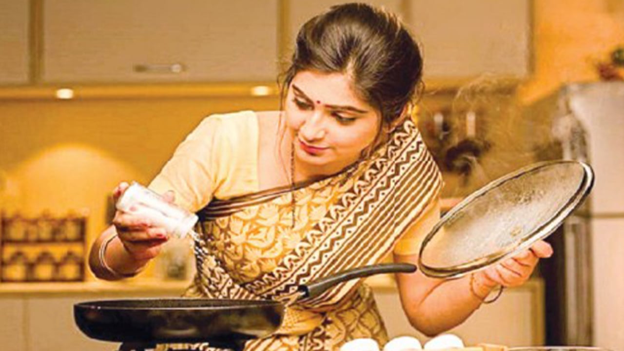 ঈদ-পরবর্তী ব্যস্ততা : আনন্দ ও দায়িত্ব